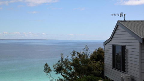 SEA EAGLE COTTAGE Amazing Views Of Bay Of Fires - Accommodation Noosa 3