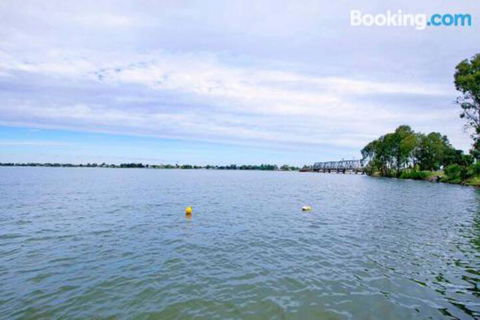 Brookwater Waterfront On Lake Mulwala - Accommodation Noosa 4