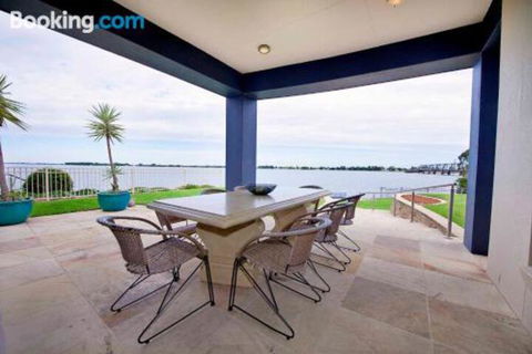 Brookwater Waterfront On Lake Mulwala - Accommodation Noosa 3