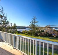 Seaside Beach House 25 Seaside Pde - Accommodation Noosa