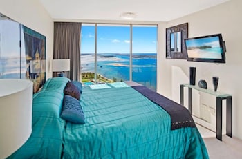 Luxury 3BR Apt With Incredible Views - Accommodation Noosa 4