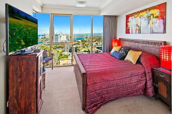 Luxury 3BR Apt With Incredible Views - Accommodation Noosa 1