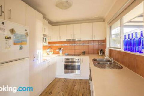Clissold Street 11 Mollymook - Accommodation Noosa 0