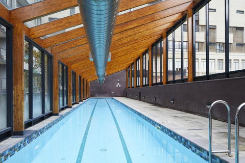 2 Bdrm 2 Bthrm Apt With Parking In Central CBD - Accommodation Noosa 5