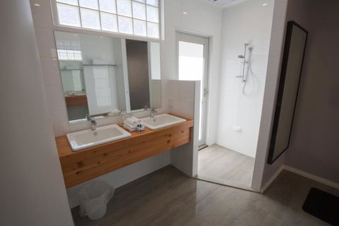 Maand Up - Accommodation Noosa 4