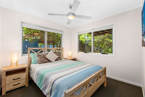 Casuarina Beach Shacks 10 - Accommodation Noosa 3