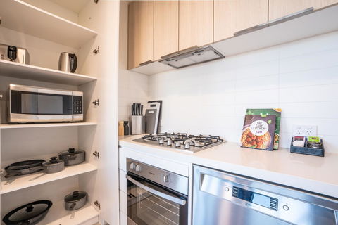 Poplar Apartments - Accommodation Noosa 5