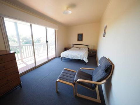 Sunset Deck Beach House Sandy Point - Accommodation Noosa 1