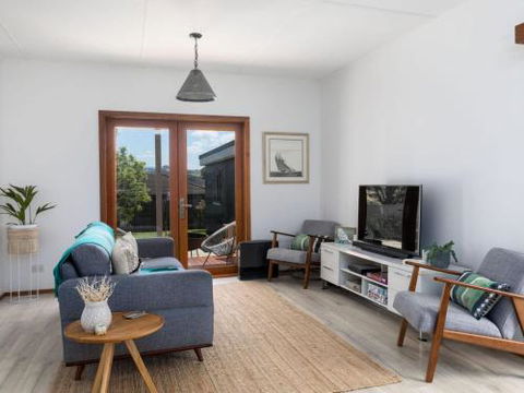 SPINDRIFT Kiama & Surrounds 4pm Check Out Sundays - Accommodation Noosa 0