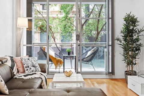 A Bright & Stylish Studio Next To Darling Harbour - Accommodation Noosa 0