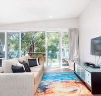The Seahorse 137 Government Road - Accommodation Noosa