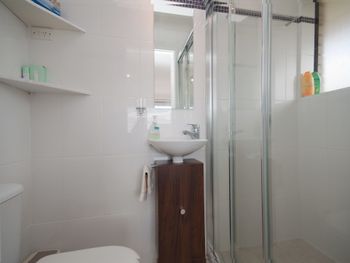 Endeavour Unit 3 / 13 Ondine Close - Accommodation Noosa 6