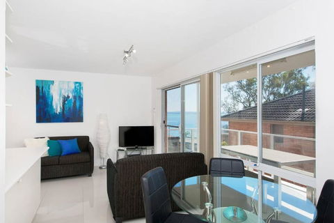 High Point Unit 4 / 4 Magnus Street - Accommodation Noosa 6