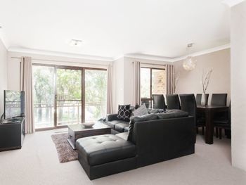 Nicholli Bay Parklands Unit 34 / 2 Gowrie Avenue - Accommodation Noosa 0