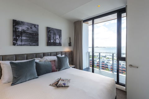 R Hotel Geelong - Accommodation Noosa 3