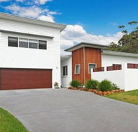 THE WHITE HOUSE - Accommodation Noosa