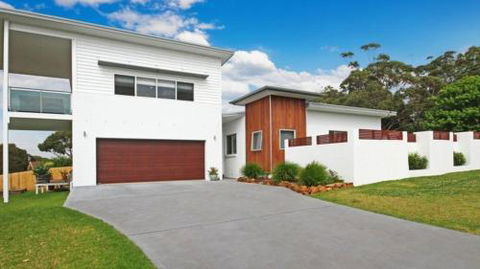 THE WHITE HOUSE - Accommodation Noosa 0