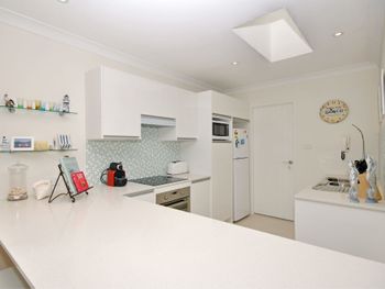 Nicholli Bay Parklands Unit 32 2 Gowrie Avenue - Accommodation Noosa 4