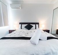1 Bedroom Gold Coast Beachside Apt w AC  Parking - Accommodation Noosa