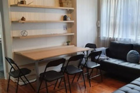 Incredible Location 2 Bedroom Bondi Beach Apartment - Accommodation Noosa 0