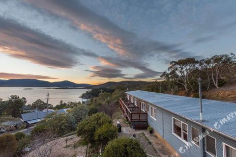 East Lake Travellers Lodge - Accommodation Noosa 1