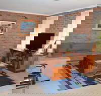 Surf Beach Family Friendly Home - Accommodation Noosa