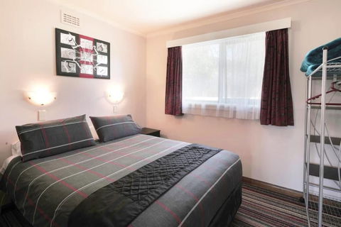 Georges Bay Apartments - Accommodation Noosa 3