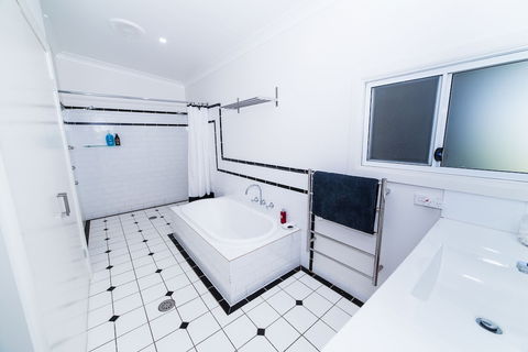 The Bryn At Tilba Family Cottage - Accommodation Noosa 5