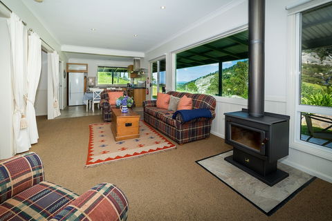The Bryn At Tilba Family Cottage - Accommodation Noosa 6