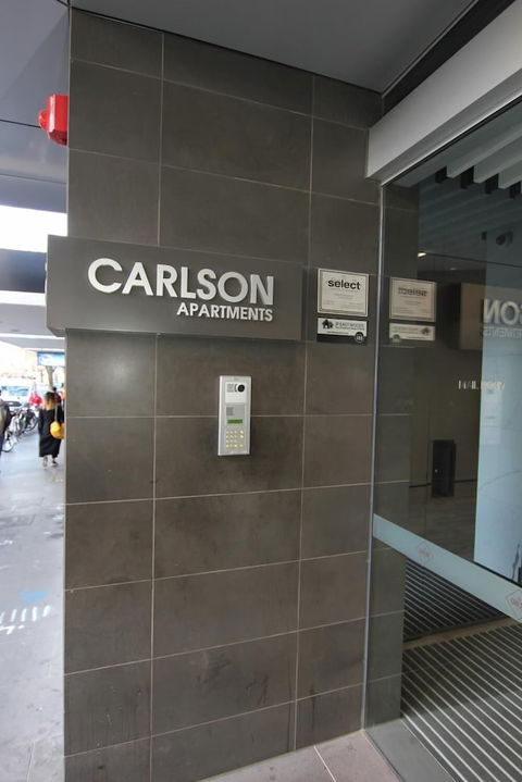 Carlson CBD Apartments - Accommodation Noosa 1