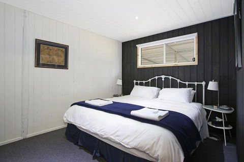 Feathertop Views And Dorm - Accommodation Noosa 5