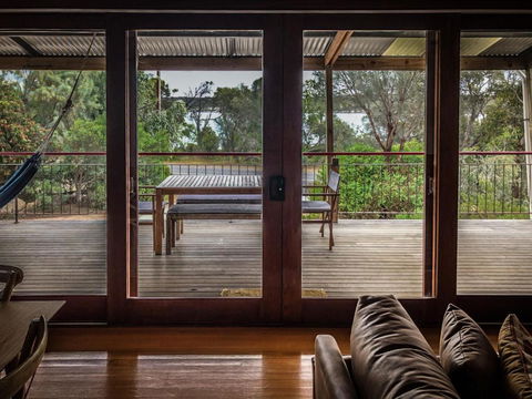 Samphire Beach House - Accommodation Noosa 6