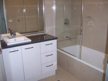 Harbour Views - Accommodation Noosa 4