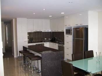 Harbour Views - Accommodation Noosa 3