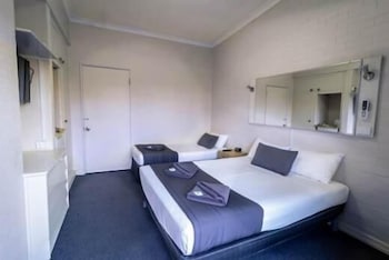 Kingsford Riverside Inn - Accommodation Noosa 5