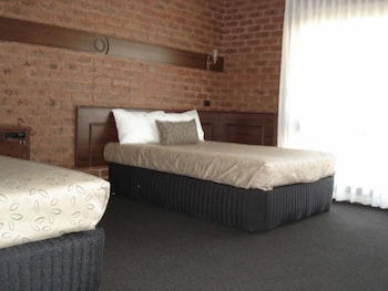Albury Townhouse Motel - Accommodation Noosa 2