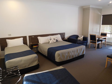 Commercial Golf Resort - Accommodation Noosa 6