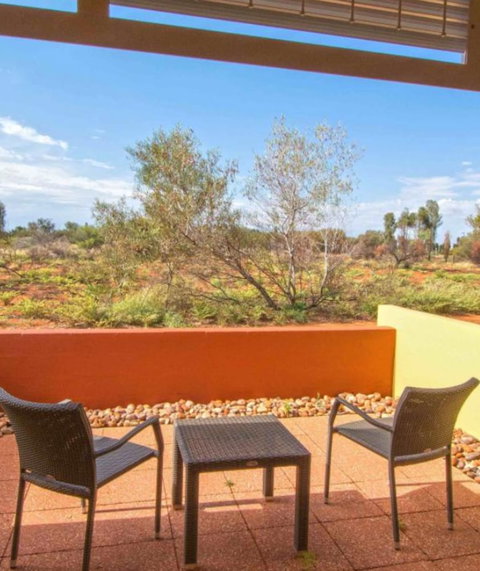 Desert Gardens Hotel - Accommodation Noosa 3