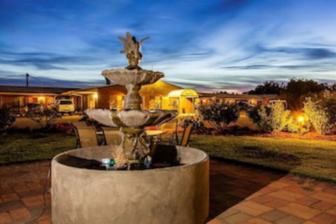Newell Motor Inn - Narrandera - Accommodation Noosa 0