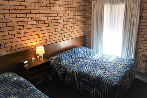 Newell Motor Inn - Narrandera - Accommodation Noosa 7