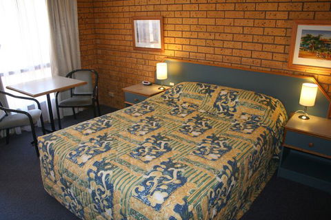 Newell Motor Inn - Narrandera - Accommodation Noosa 5