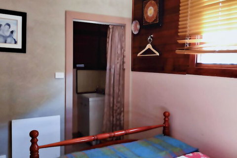 ST PAULS BED & BREAKFAST - Accommodation Noosa 3