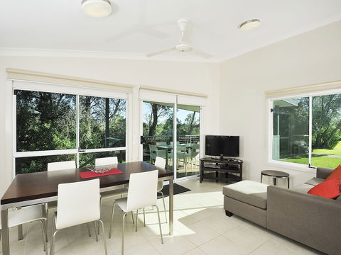 NRMA Eastern Beach Holiday Park - Accommodation Noosa 4
