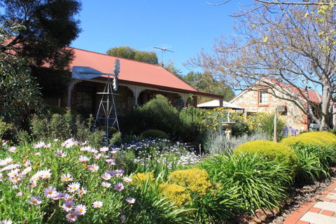 Langmeil Cottages - Accommodation Noosa 4