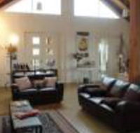 Outlook Hill Pavilion suites  Spa Cottages - Accommodation Noosa