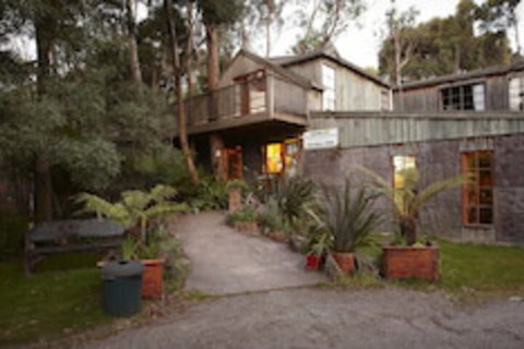 Crayfish Creek Van & Cabin Park - Accommodation Noosa 0