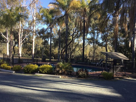 Two Rivers Motel - Accommodation Noosa 5