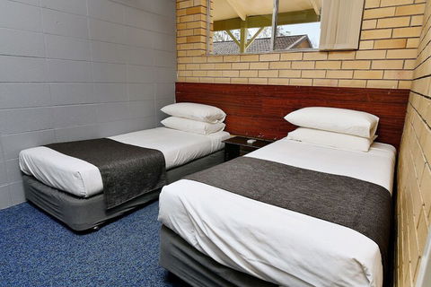 Burke And Wills Motor Inn - Accommodation Noosa 5