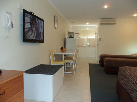Emu Point Motel & Apartments - Accommodation Noosa 6