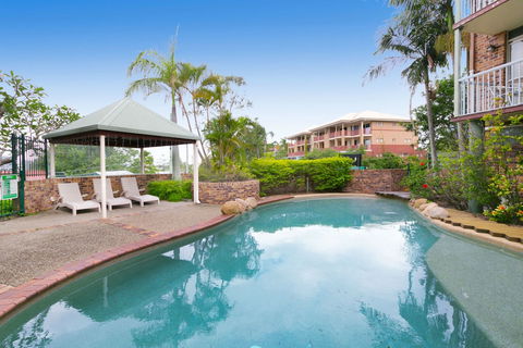 Toowong Villas - Accommodation Noosa 0